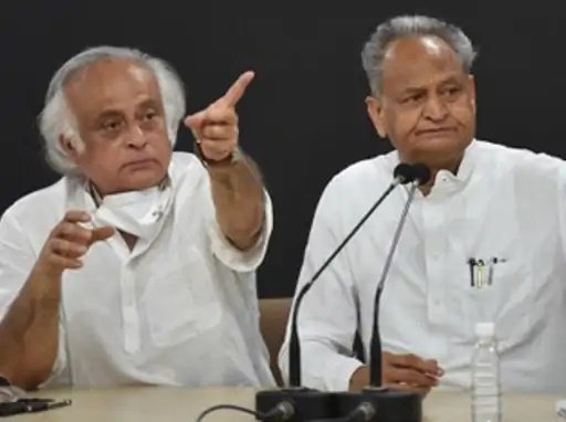 गहलोत सरकार के खिलाफ पायलट का अनशन, समर्थक जुटे:प्रभारी रंधावा बोले- यह पार्टी विरोधी गतिविधि; आज अगली सियासी लाइन ले सकते हैं सचिन