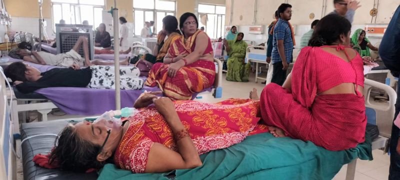 उत्तर प्रदेश: बलिया में पाँच दिनों में 68 मौतों की वजह क्या है, पता लगाने पहुंची सरकारी टीम