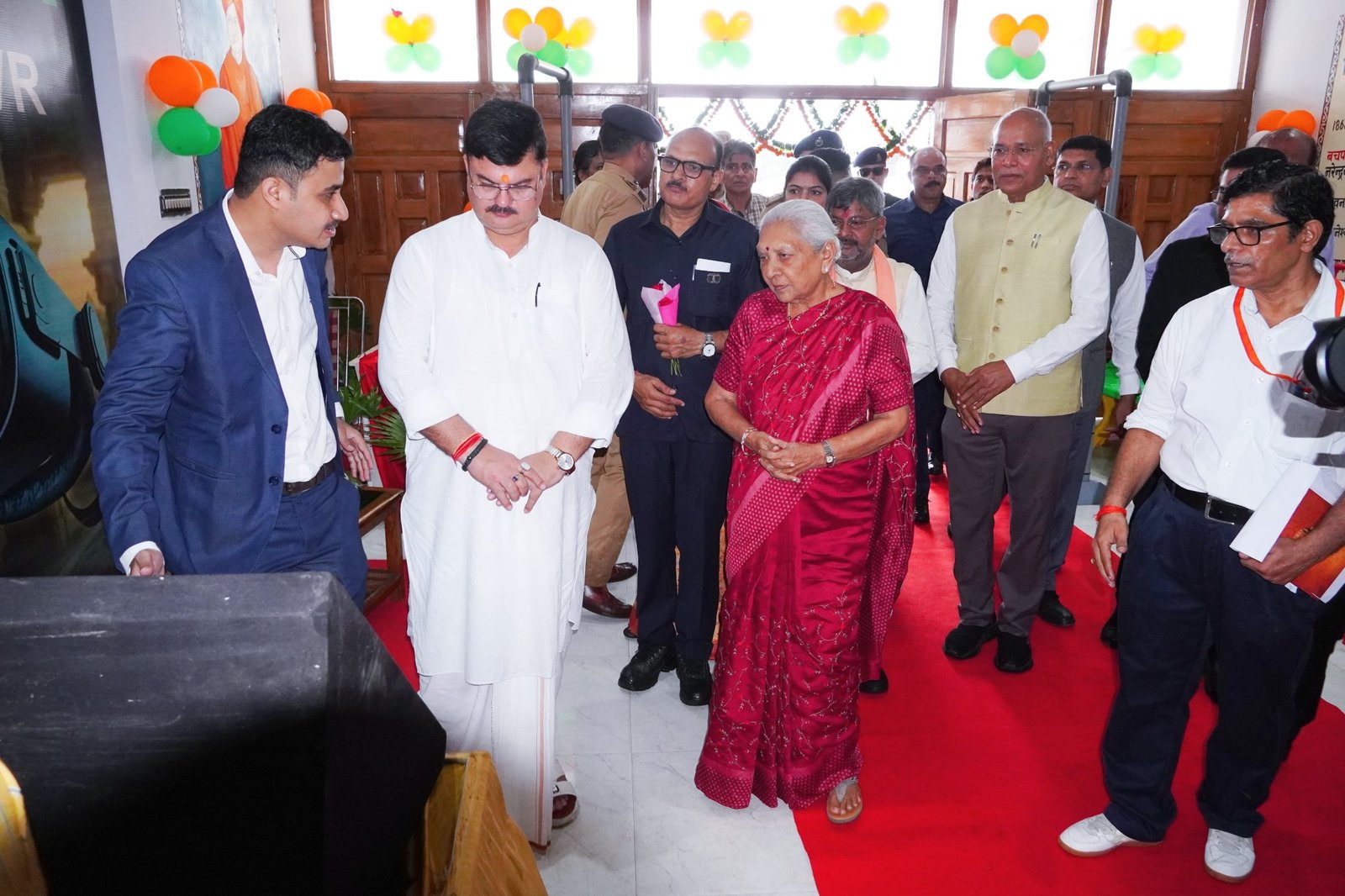 राज्यपाल आनंदीबेन पटेल अयोध्या सीएसआर कॉन्क्लेव में हुईं शामिल, गोल्ड मेडलिस्ट खिलाड़ियों को किया सम्मानित