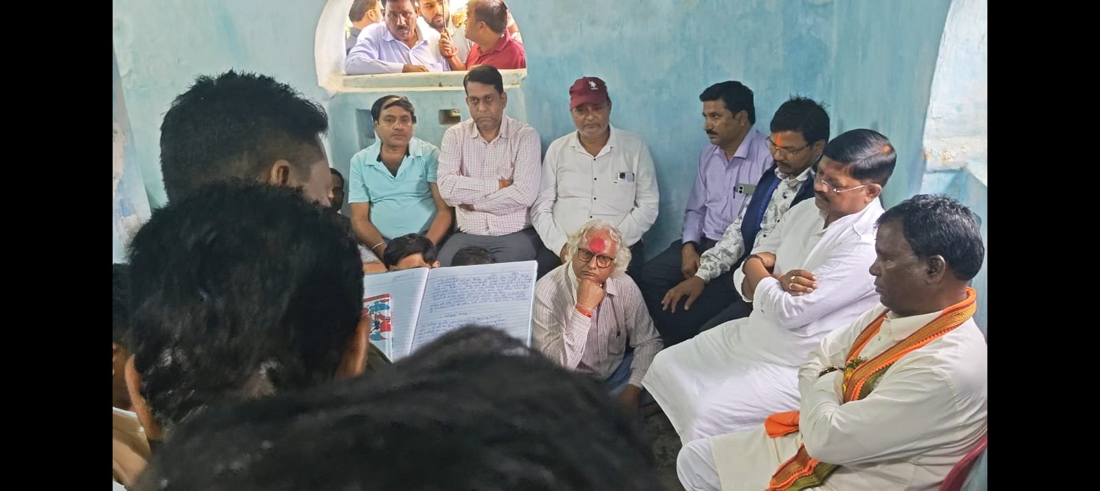 रामानुजनगर : सार्वजनिक दुर्गा पूजा में परंपरा और राजनीति की टकराहट