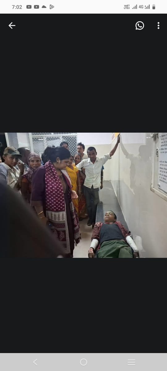 जहरीला पदार्थ खाकर प्रेमी युगल ने की आत्महत्या दोनों के शव एक खेत से बरामद