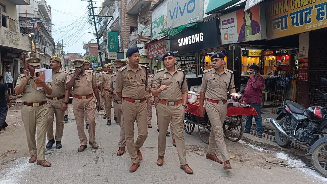 पुलिस अधीक्षक उन्नाव ने बारावफात के लिए सुरक्षा व्यवस्थाओं का किया निरीक्षण