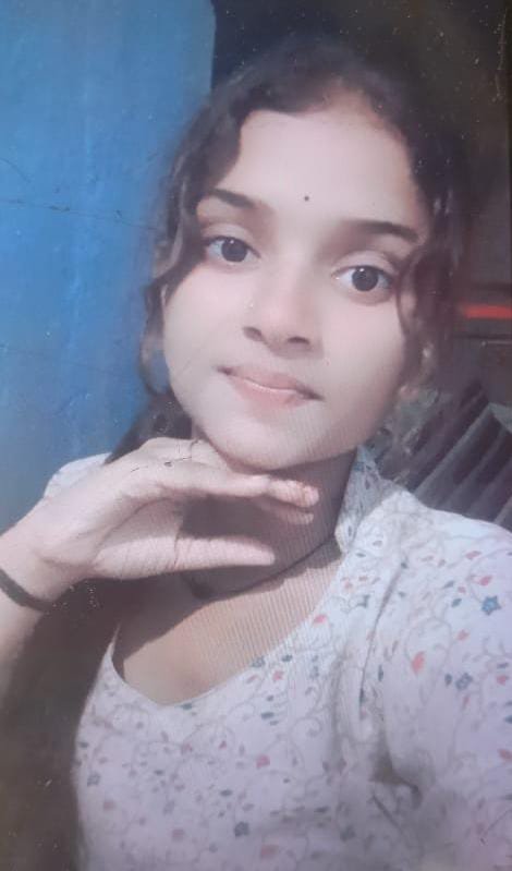 संदिग्ध परिस्थितियों में छात्रा ने फांसी लगाकर दी जान