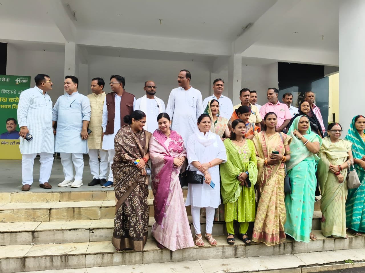 नगर निगम अध्यक्ष के खिलाफ अविश्वास प्रस्ताव पर कार्यवाही टली, पार्षदों में नाराज़गी”